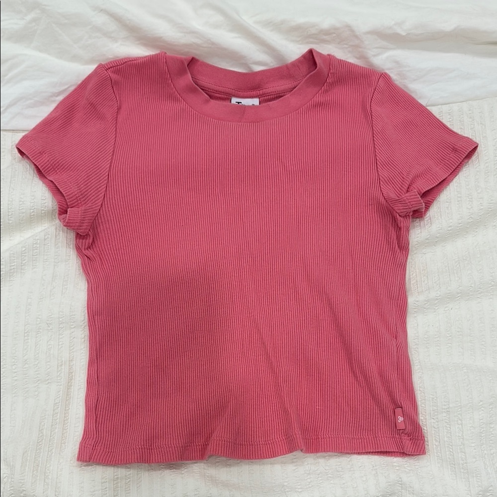 aritzia TNA pink t shirt sz XS